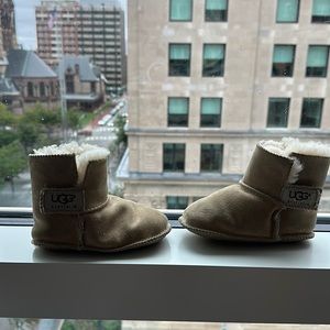 Ugg booties size M, EU size 20.5